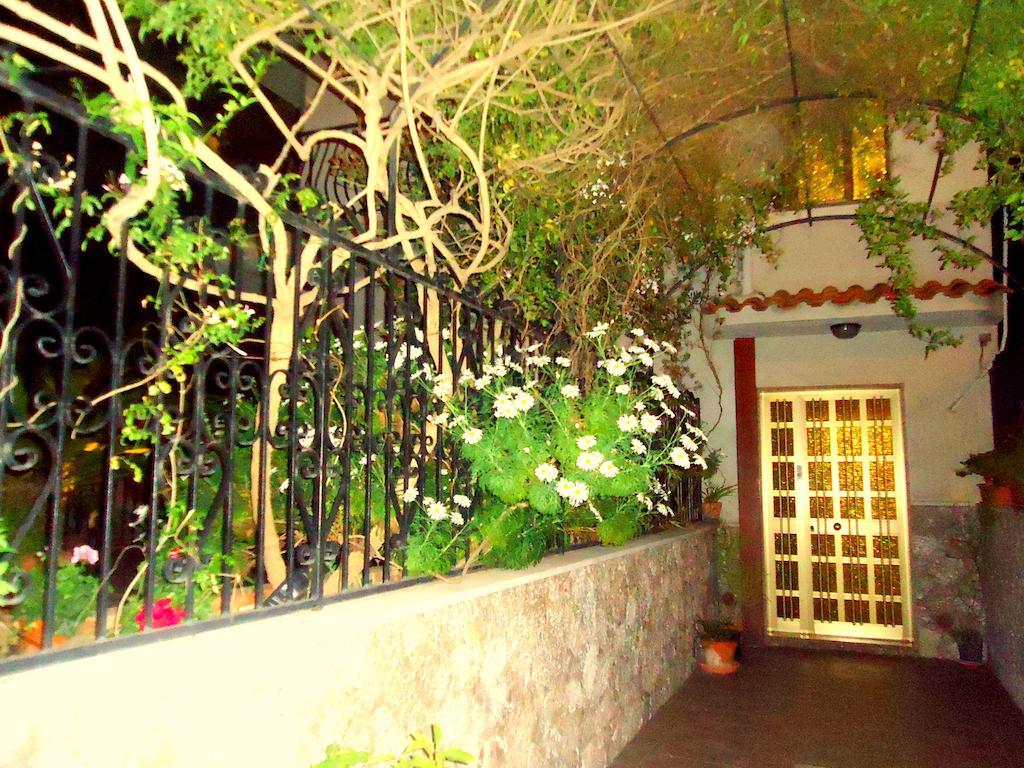 Bed and Breakfast Ciuscia Calatabiano Exterior foto